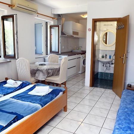 ❷⓿❷❸ Apartment Dolphin Izola Esterno foto