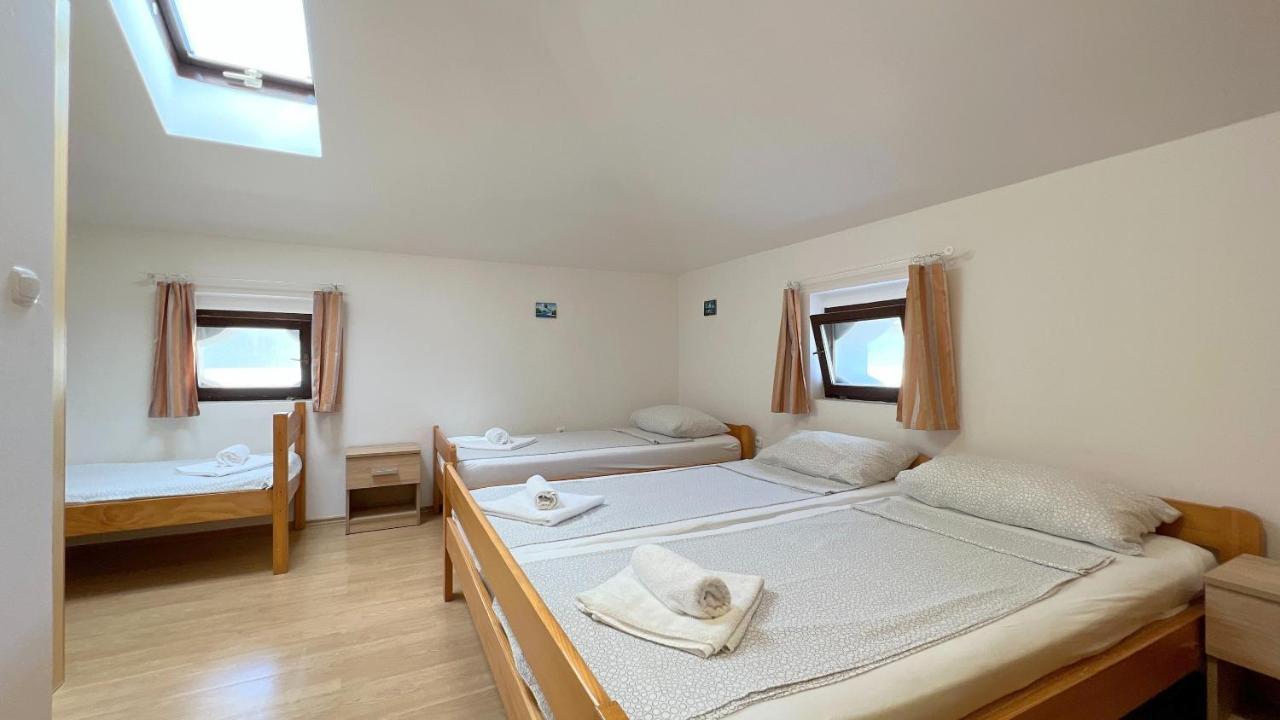 ❷⓿❷❸ Apartment Dolphin Izola Esterno foto
