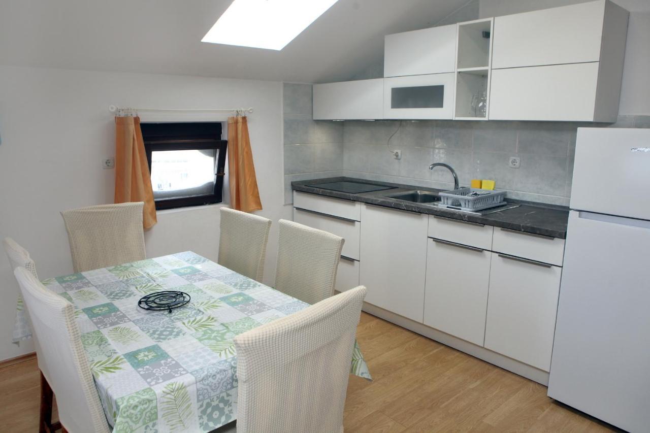 ❷⓿❷❸ Apartment Dolphin Izola Esterno foto