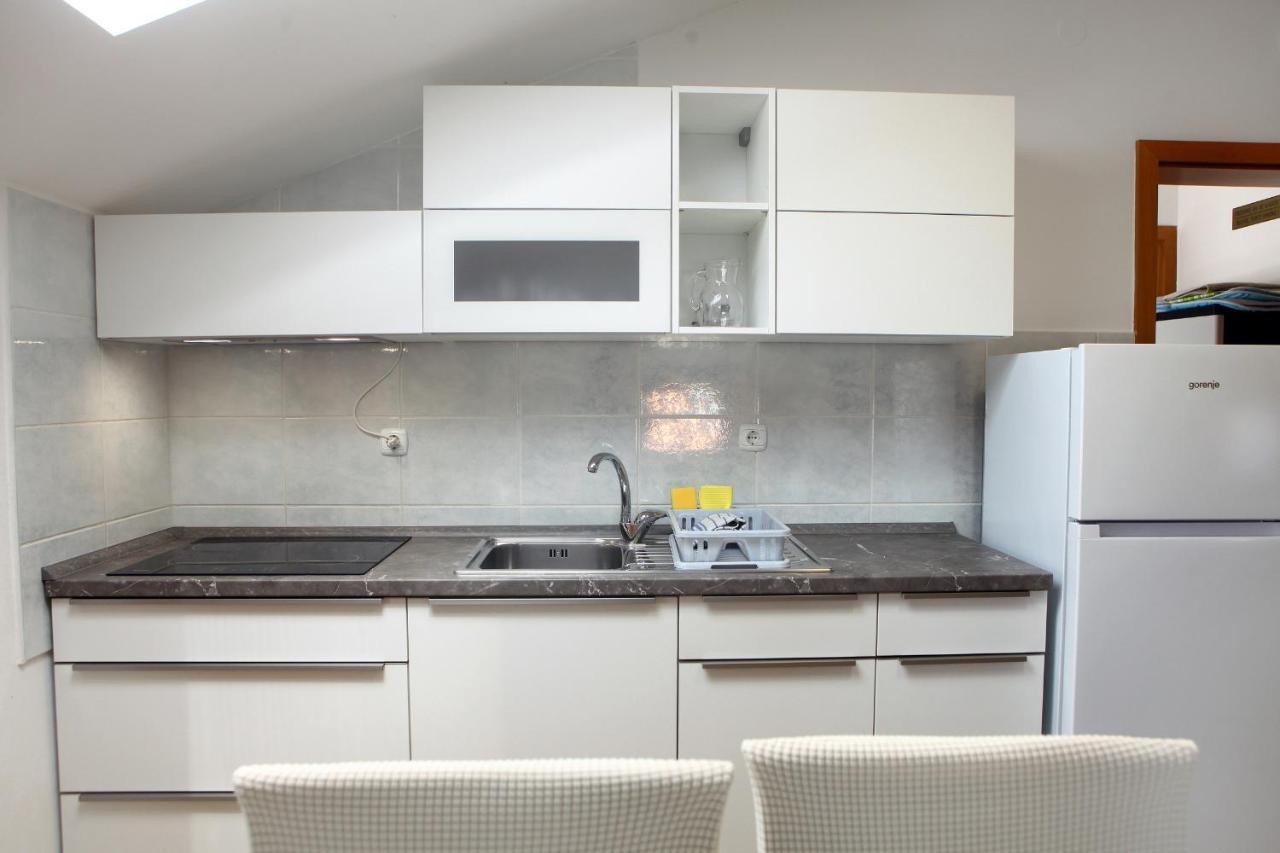 ❷⓿❷❸ Apartment Dolphin Izola Esterno foto