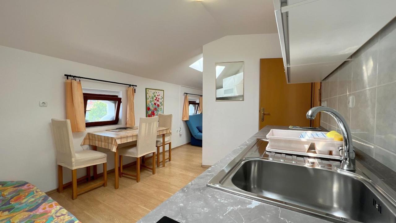 ❷⓿❷❸ Apartment Dolphin Izola Esterno foto