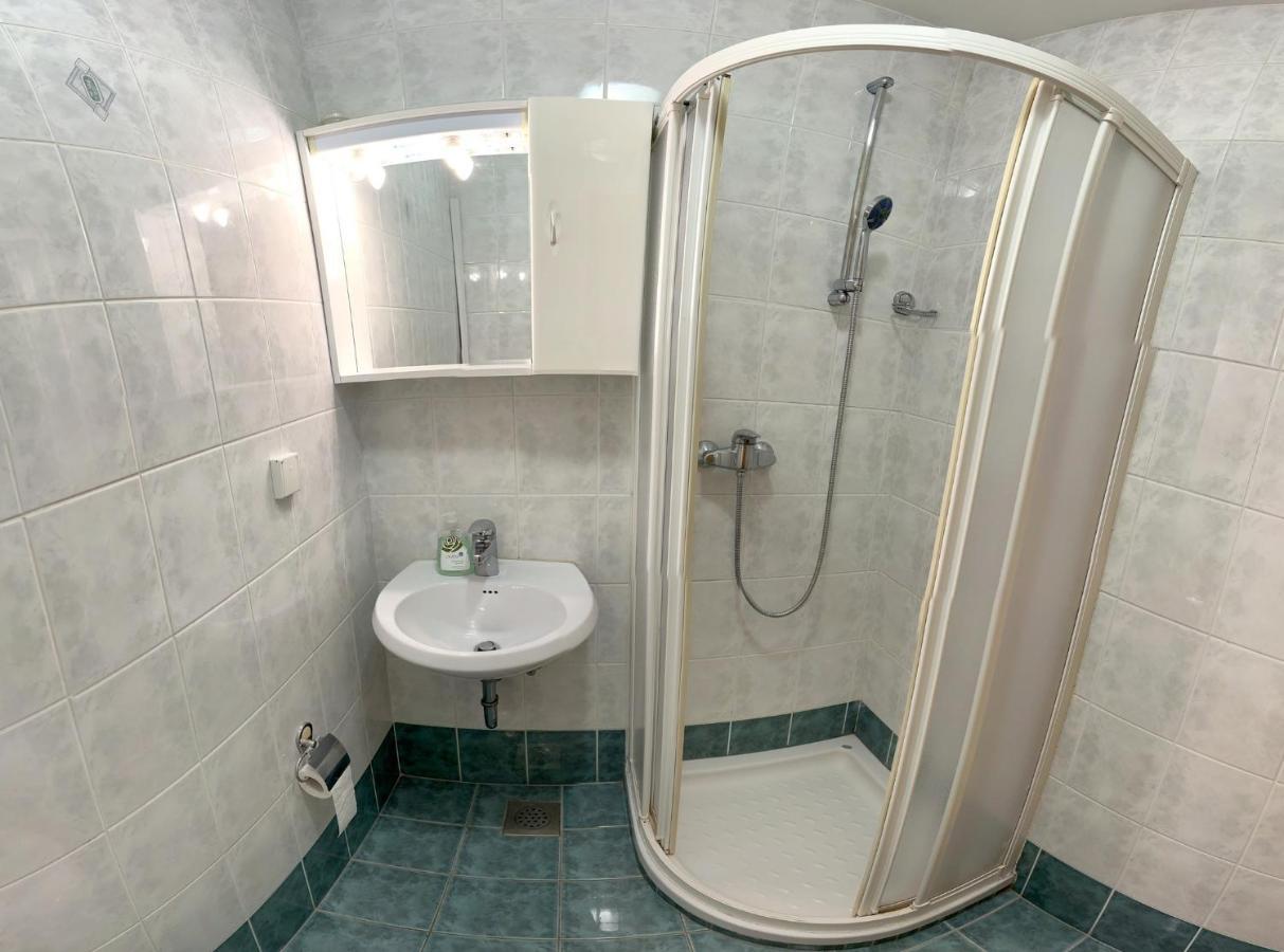 ❷⓿❷❸ Apartment Dolphin Izola Esterno foto
